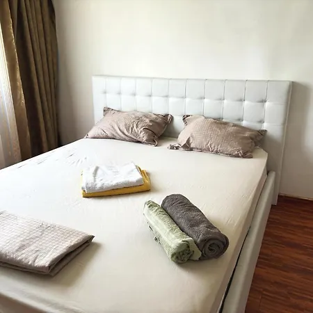 One Ptm Apartment *